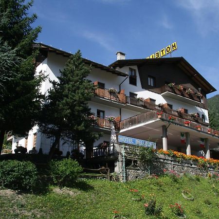 Hotel Bellevue Gignod Экстерьер фото