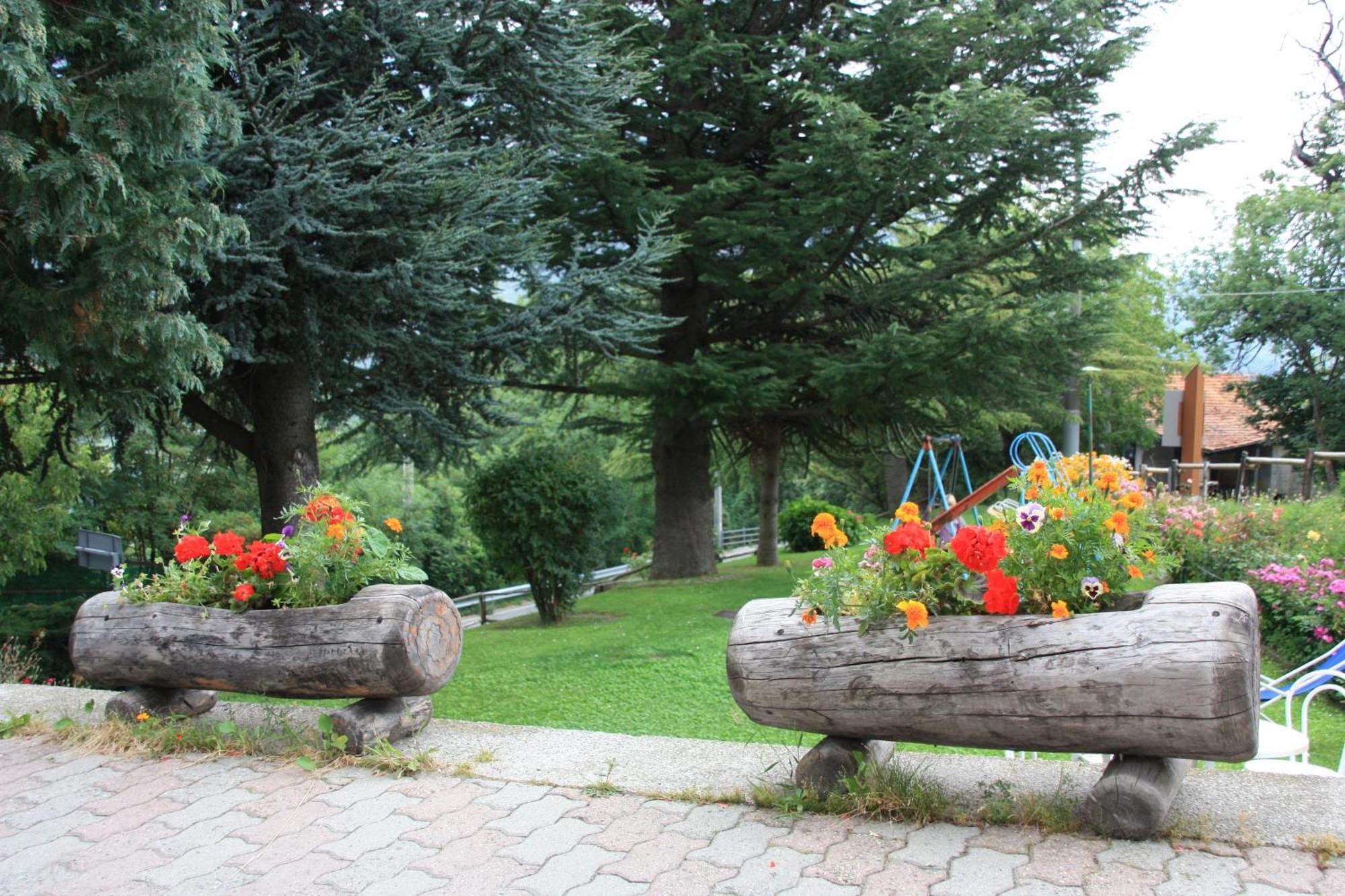 Hotel Bellevue Gignod Экстерьер фото